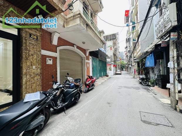 BÁN NHÀ HOÀNG QUỐC VIỆT - PHÂN LÔ Ô TÔ TRÁNH - THANG MÁY - TẶNG NỘI THẤT 52 M 6T 25.5TỶ - 4