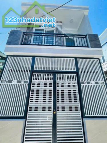 Bán nhà 1 Trệt 1 lầu Trung Tâm vũng tàu P8 bình giã giá: 3 tỷ 400