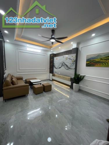 siêu phẩm nhà 5 tầng 40m2 mới xây ở khương đình chỉ 7 tỷ