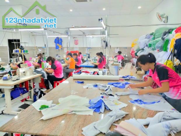 RẺ NHẤT Q12 BÁN ĐẤT TẶNG NHÀ XƯỞNG 142M2 ODT MẶT TIỀN LÊ VĂN KHƯƠNG - 1