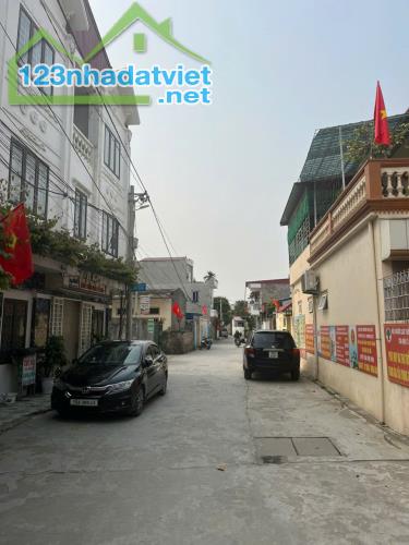Chính chủ gửi bán nhà 3 tầng tuyến 2 Nguyễn Lương Bằng Kiến An