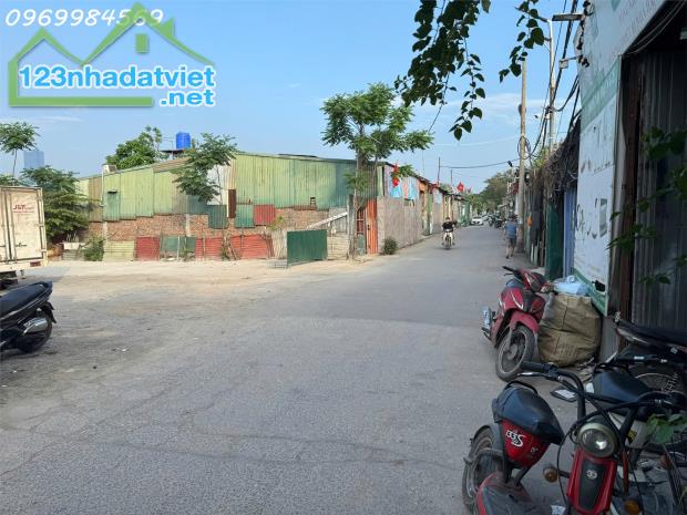 Nhà nguyên căn 250m2 kết hợp kho văn phòng tại Nguyễn Văn Giáp, Phú Đô, Nam Từ Liêm