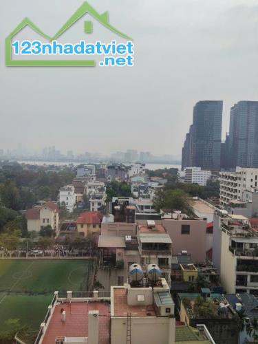 Bán căn hộ- 137m2 - toà B, toà nhà D