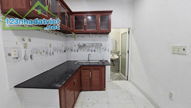 NHÀ HẺM VÕ THỊ SÁU, PHƯỚC LONG, 50M2, 2PN, GIÁ 2 TỶ 050 - 1