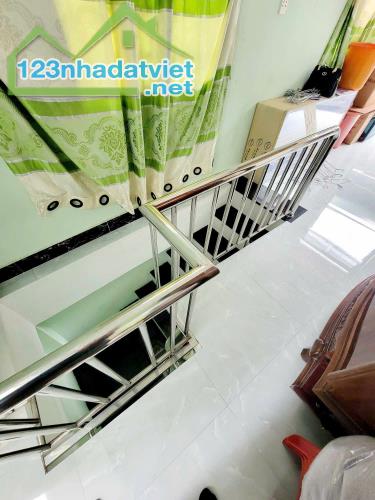 ♪Nhà 2 tầng 2 mê đúc, 1.63 tỷ, Kiệt thẳng ra đường Nguyễn Trãi, Phố Chợ Trung Tâm Hải Châu