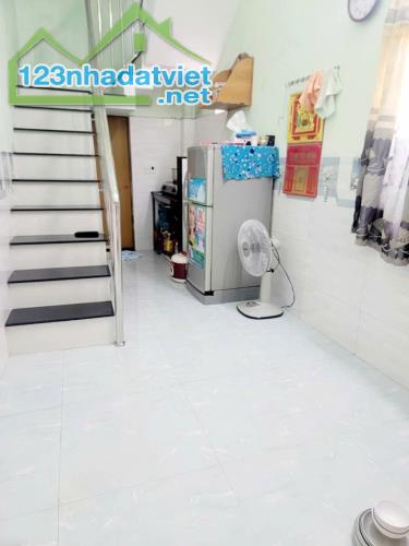♪Nhà 2 tầng 2 mê đúc, 1.63 tỷ, Kiệt thẳng ra đường Nguyễn Trãi, Phố Chợ Trung Tâm Hải Châu - 1