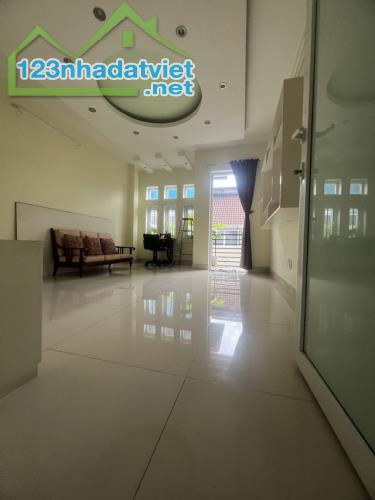 [Quận 3] Nhà Đẹp 4PN 5WC HXH Nguyễn Thiện Thuật – Vị Trí Kinh Doanh Đắc Địa - 1