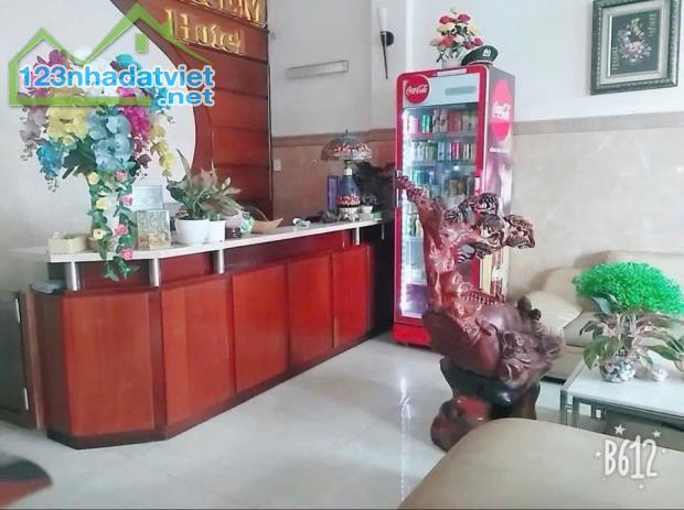 BÁN KHÁCH SẠN 7 TẦNG MẶT TIỀN HÀ HUY GIÁP – THẠNH LỘC, Q.12 - 3