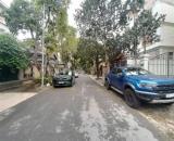 Biệt Thự Bán Đảo Linh Đàm-254m2, xây 4 tầng, mặt tiền 12.5m . Giá thương lượng