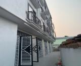 🏡🏡 Chỉ còn 2 căn duy nhất ngay gần ngã 3 trường Tiểu Học Phụng Châu - giá 2.5 tỷ ngõ 3,5