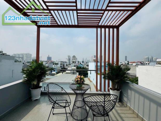 Bán nhà đẹp full nội thất Q7 - Diện tích: 4m x 15.5m -  Giá bán: 7 Tỷ 750 Triệu