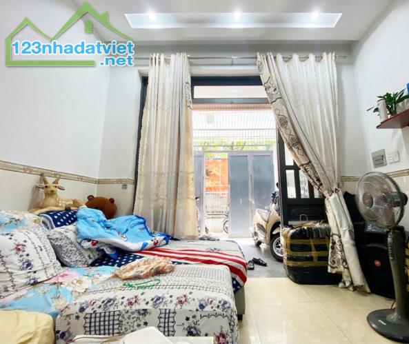 Nhà Đẹp 4 tầng, Hẻm Xe Hơi, Nguyễn Thế Truyện, Tân Phú, 4x15m, 60m2, nhỉnh 8 tỷ TL