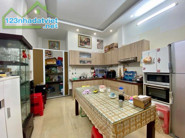 Nhà Đẹp 4 tầng, Hẻm Xe Hơi, Nguyễn Thế Truyện, Tân Phú, 4x15m, 60m2, nhỉnh 8 tỷ TL - 1