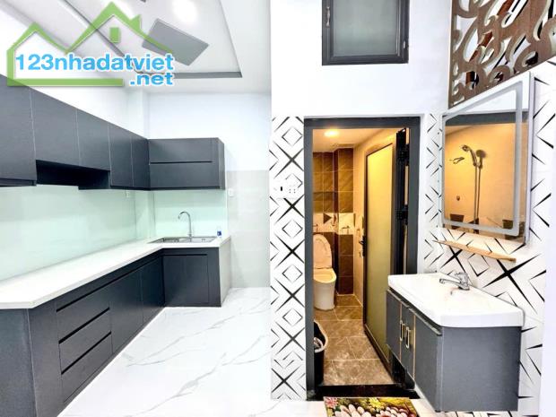 BÁN GẤP NHÀ ĐẸP - P3 GÒ VẤP - GẦN SÂN BAY - 36 M2 - 4.25 TỶ - 1