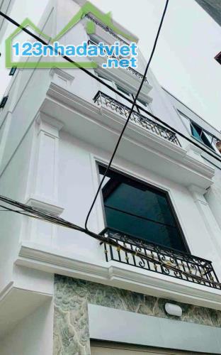 Bán nhà gần Trịnh Văn Bô, Cao Đẳng FPT,Xuân Phương 37M2 xây 4 Tầng nhỉnh 5 tỷ - 5