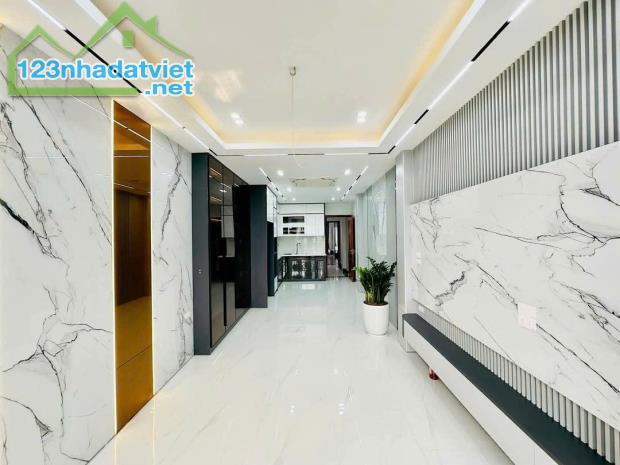 Tôi bán nhà riêng 6 tầng thang máy ngõ 29 Chu Huy Mân ôtô qua giá 16 tỷ - 1