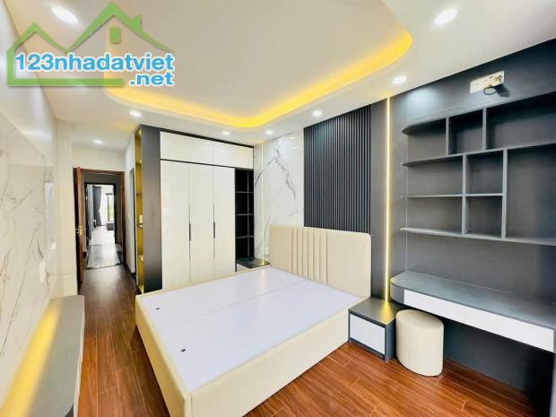 Tôi bán nhà riêng 6 tầng thang máy ngõ 29 Chu Huy Mân ôtô qua giá 16 tỷ - 2