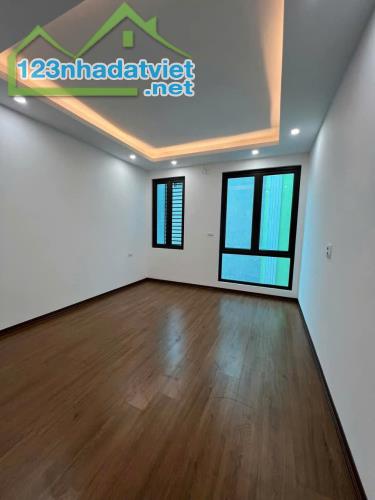 BÁN NHÀ VIỆT YÊN, NGŨ HIỆP, THANH TRÌ 40 4 4 5.3 TỶ - 2
