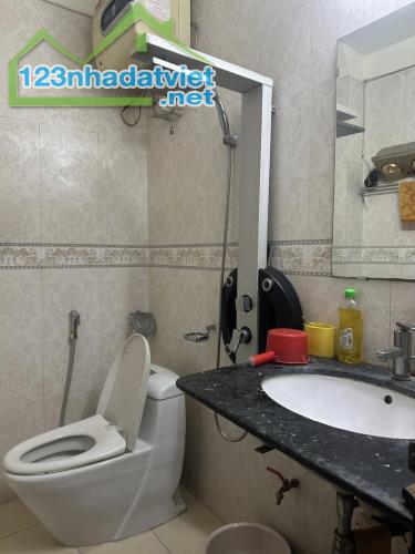 Nhà Đẹp Gần Phố - Mặt Tiền Rộng. Ngõ Trích Sài, Bưởi, Tây Hồ, Hà Nội. 38m2, giá 18 Tỷ