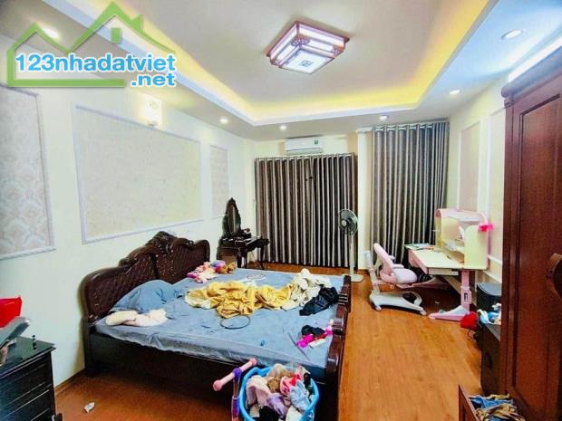 NHÀ ĐỒNG MAI ÔTÔ ĐỖ CỔNG GẦN TRƯỜNG HỌC - 1