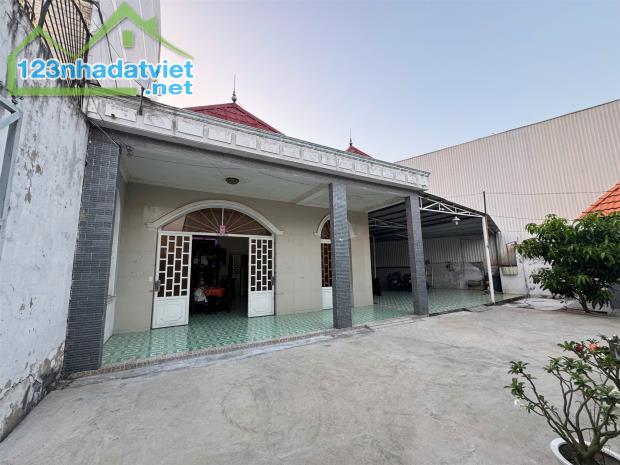 GIÁ TỐT - CHÍNH CHỦ Cần Bán Nhanh Nhà Và Kho Vị Trí Tại Huyện Bình Chánh , TP HCM - 4