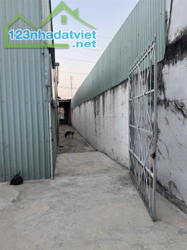 GIÁ TỐT - CHÍNH CHỦ Cần Bán Nhanh Nhà Và Kho Vị Trí Tại Huyện Bình Chánh , TP HCM - 2