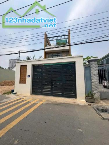 Nhà 1 trệt 1 lầu 1 túm, diện tích 142m2, TTTP dĩ an, bình dương giá chỉ 7ty300 triệu - 1