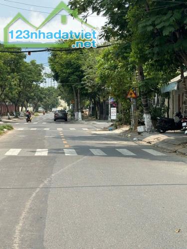 Bán đất MT Chính Hữu_ Sơn Trà_ 150m2 _ 23.4 tỷ.