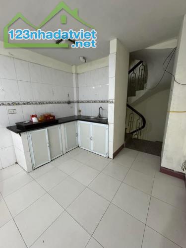 Cho thuê nhà ngõ chùa Liên Phái Bạch Mai Hai Bà Trưng 25m x 4.5tầng, giá 7.5tr/tháng - 1
