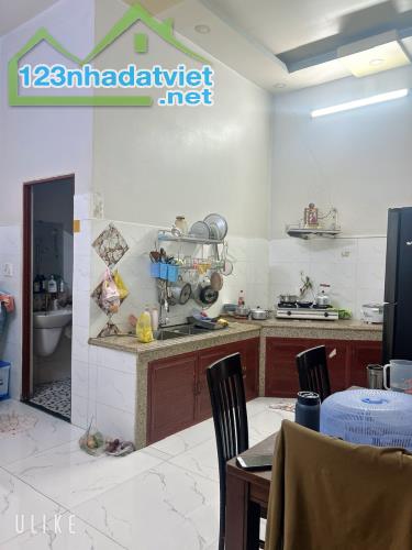 BÁN CĂN HỘ DỊCH VỤ 4 TẦNG – XE HƠI VÀO NHÀ – DÒNG TIỀN 30TR/THÁNG – CHỈ 10,9 TỶ - 1
