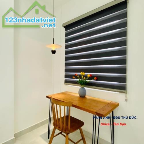 🔥 SIÊU HOT! Bán gấp nhà phố Nguyễn Duy Trinh, Quận 2 _ Hẻm xe hơi, 118 m2 đất _ 2 tầng - 4