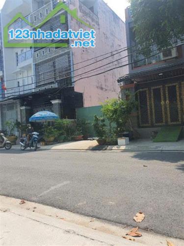 -BÁN ĐẤT- 100 MÉT VUÔNG - MẶT TIỀN -GẦN TRƯƠNG ĐÌNH HỘI- P16- Q8- 8,1 TỶ - 2