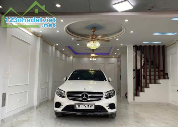 Tây Hồ - Bán nhà 7 tầng TM - ô tô tránh - 65m nhà đẹp ở ngay - mặt tiền rộng - chỉ 21 tỷ - 2
