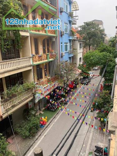 BÁN NHÀ CẦU GIẤY - PHÂN LÔ OTO TRÁNH, VỈA HÈ KINH DOANH, 6 TẦNG DÂN XÂY KIÊN CỐ - GIÁ 14 - 1