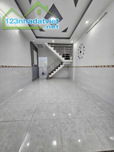 Bán Nhà Nam Thới, Sát Thị Trấn Hóc Môn, 44m2, 2 Tầng BTCT, Hẻm 30m ra Đường Xe Tải. - 3