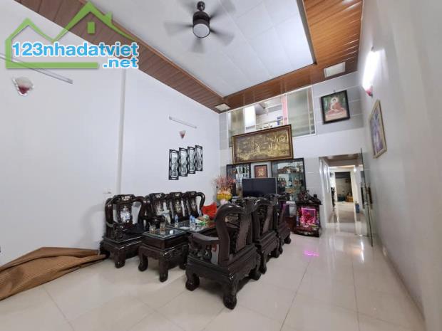 Bán nhà Mặt tiền Quách Hữu Nghiêm - ngay Lũy Bán Bích, 5x25m, Trệt + lửng, 12.8 tỷ. - 2