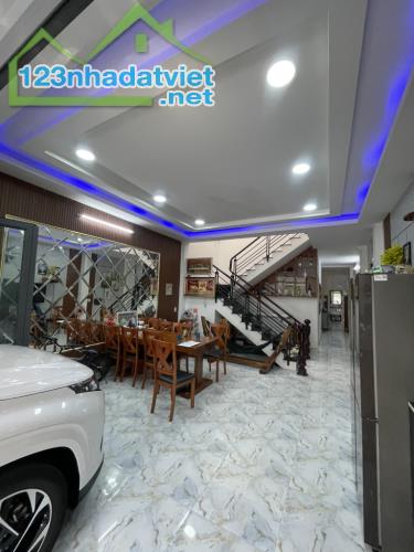 Nhà 2 tầng 5x19m Khu dân cư Lập Phúc 1236 sát mặt tiền Lê Văn Lương, Phước Kiển chỉ 9.1 tỷ - 1