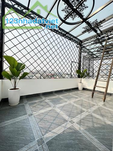 MẶT PHỐ ÂU CƠ - MẶT TIỀN QUYỀN LỰC - THÔNG SÀN KINH DOANH - THANG MÁY ÊM RU - CÔNG NĂNG