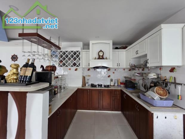 Bán nhà mặt phố Cát Lái, Q.2, 106m², 5 tầng, 9.8 tỷ, sổ hồng - 1