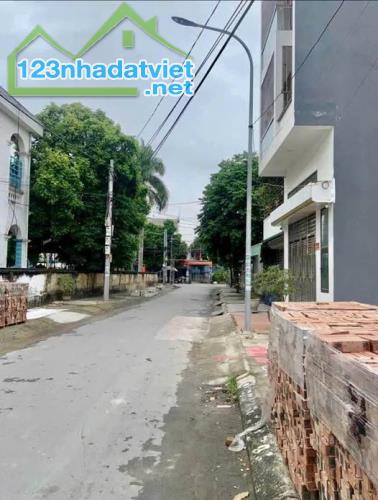 Bán lô đất mặt đường 422 Đồng Hòa 64m2 giá 3,1 tỉ, kinh doanh thoải mái, hướng ĐN