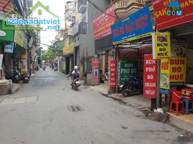 BÁN NHÀ PHỐ ĐỊNH CÔNG THƯỢNG 3.2 TỶ 40M NHÀ ĐẸP Ở NGAY