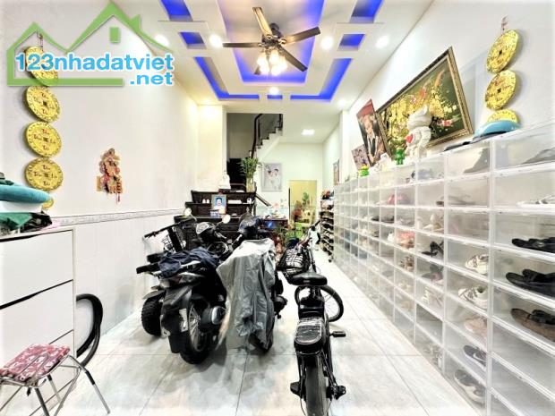 6 TỶ X TL - NHÀ Ở AN CƯ QUẬN 3 - NGAY CẦU LÊ VĂN SỸ - 54M2 4 TẦNG 5PN ĐẸP - ĐA CÔNG NĂNG
