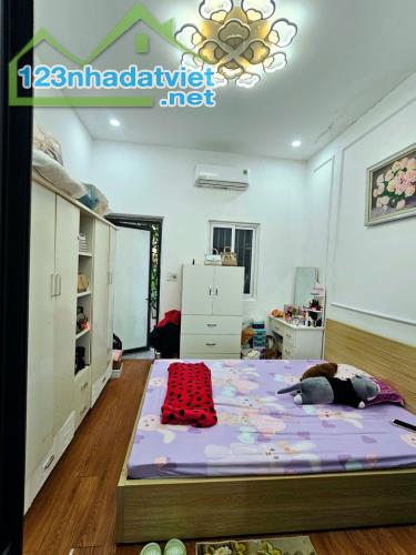 💥Vị Trí Hiếm! Tôn Đức Thắng, Ba Bước Ra Ôtô, 1 Phút Lên Văn Miếu, 4 Tầng, Giá Hơn 4 Tỷ - 1