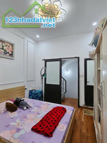 💥Vị Trí Hiếm! Tôn Đức Thắng, Ba Bước Ra Ôtô, 1 Phút Lên Văn Miếu, 4 Tầng, Giá Hơn 4 Tỷ - 2