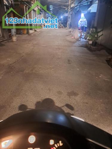 NHÀ TÂN THỚI NHẤT - PHAN VĂN HỚN - HẺM 7M - 5 TẦNG - 5 x 22 - 9.X tỷ - 4
