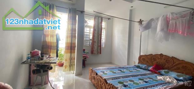 Chỉ 5.95 Tỷ TL! 65M², 2 Tầng/3pn, HẺM XE HƠI, Quang Trung Gò Vấp! - 1