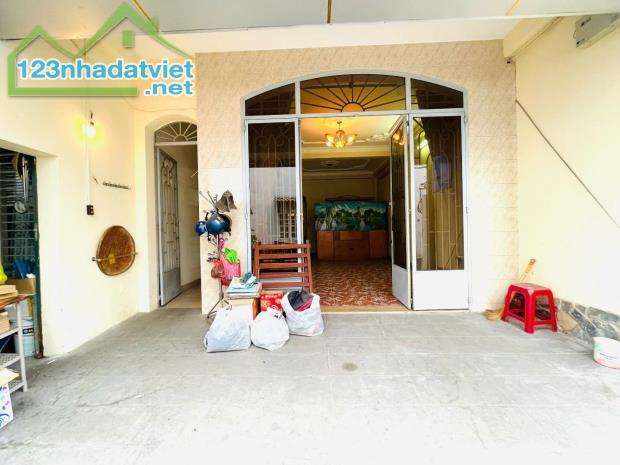 HẺM XE TẢI - 3 TẦNG - 5,5M x 16M - NỞ HẬU - RA SÂN BAY 3P - GIÁP BÌNH THẠNH, PHÚ NHUẬN - 2