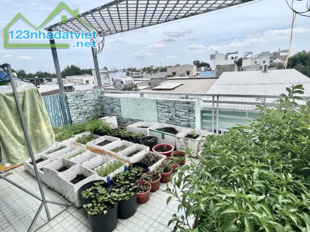 BÁN NHÀ NGAY TRUNG TÂM, PHẠM HỮU LẦU QUẬN 7, 3 TẦNG, NGANG HIẾM 5M CHỈ 5.2 TỶ - 1