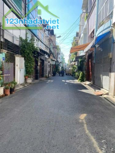 Hàng Thơm lô đất cực đẹp gần chợ Phạm Đăng Giảng hẻm xe tải thông 66m2, Nhỉnh 3 tỷ