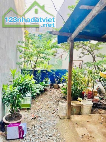 Hàng Thơm lô đất cực đẹp gần chợ Phạm Đăng Giảng hẻm xe tải thông 66m2, Nhỉnh 3 tỷ - 3